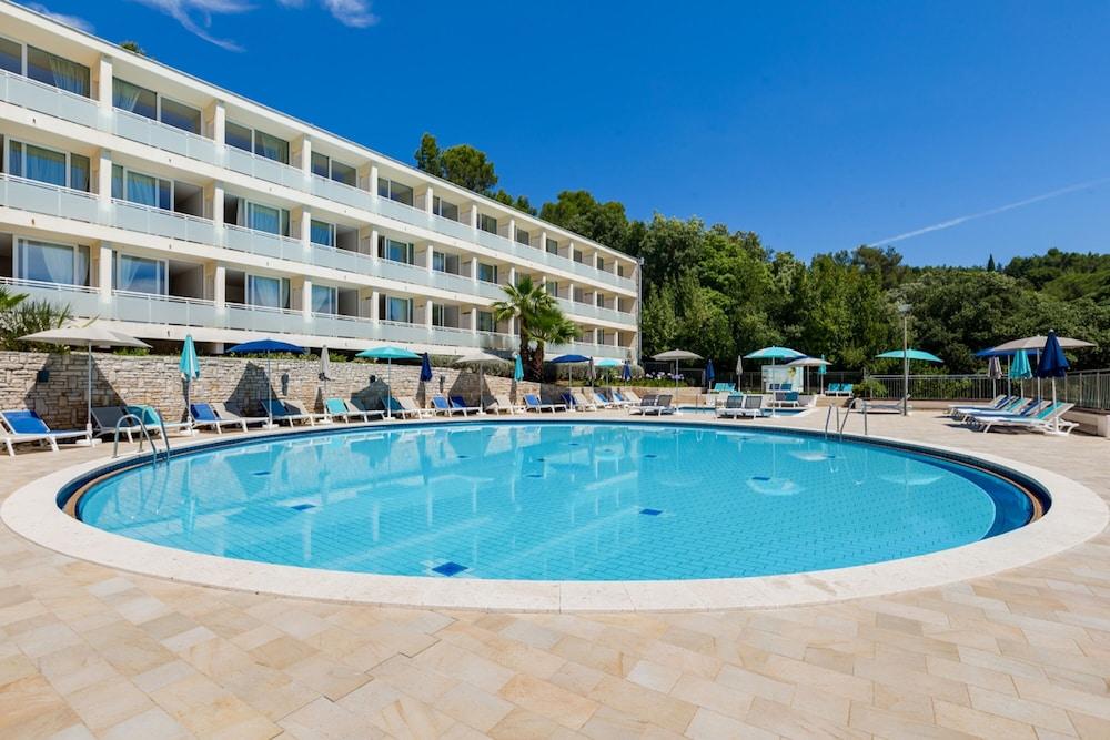 Miramar Sunny By Valamar 3*